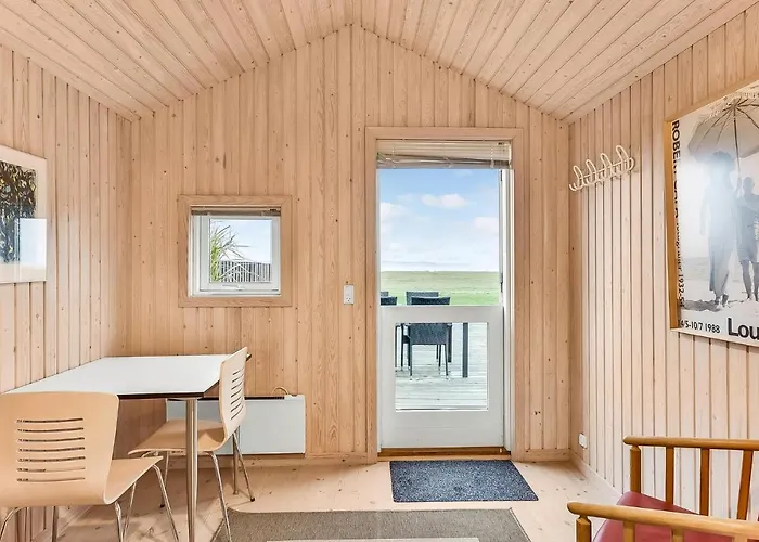 Lovely In With Kitchen